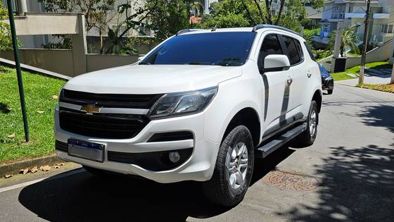 CHEVROLET TRAILBLAZER 2.8 LT 4X4 16V TURBO DIESEL 4P AUTOMÁTICO CHEVROLET TRAILBLAZER 2.8 LT 4X4 16V TURBO DIESEL 4P AUTOMÁTICO
